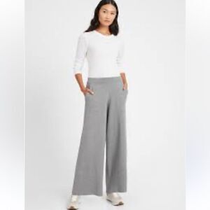 Banana Republic Wide Leg Sweater Pants Cropped Size Large Heather Grey